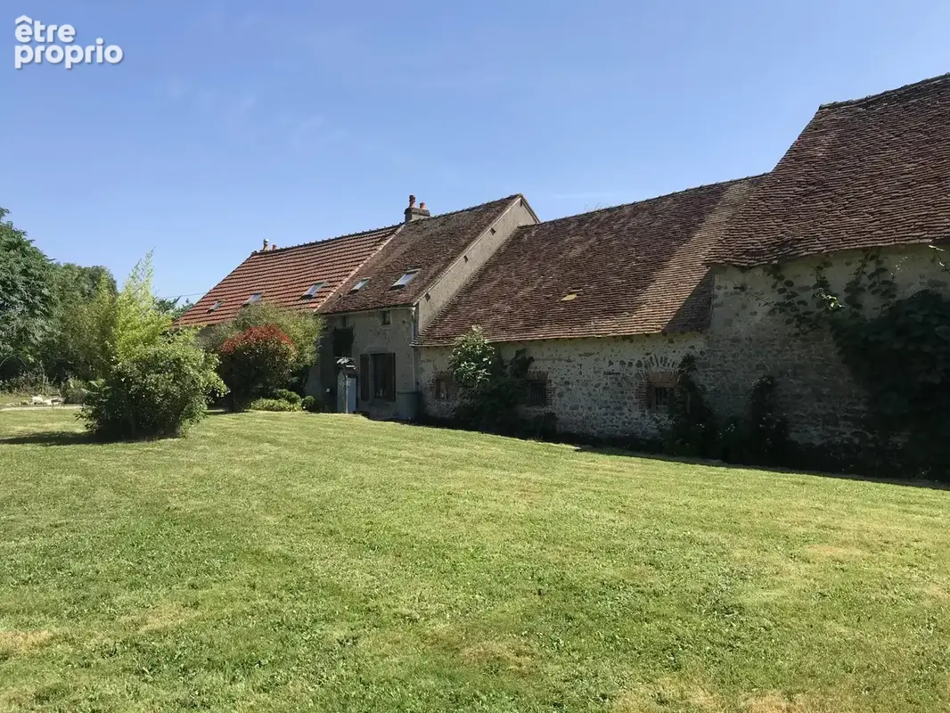 Ferme du début du  20ème siècle,  nombreuses dépendances, maison à rénover, piscine - photo 12