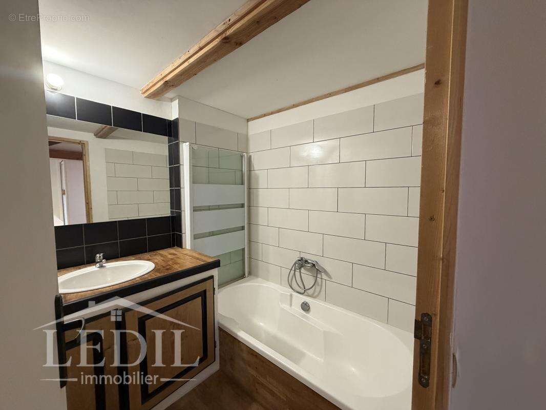Maison de village écologique avec terrain et dépendance - photo 6