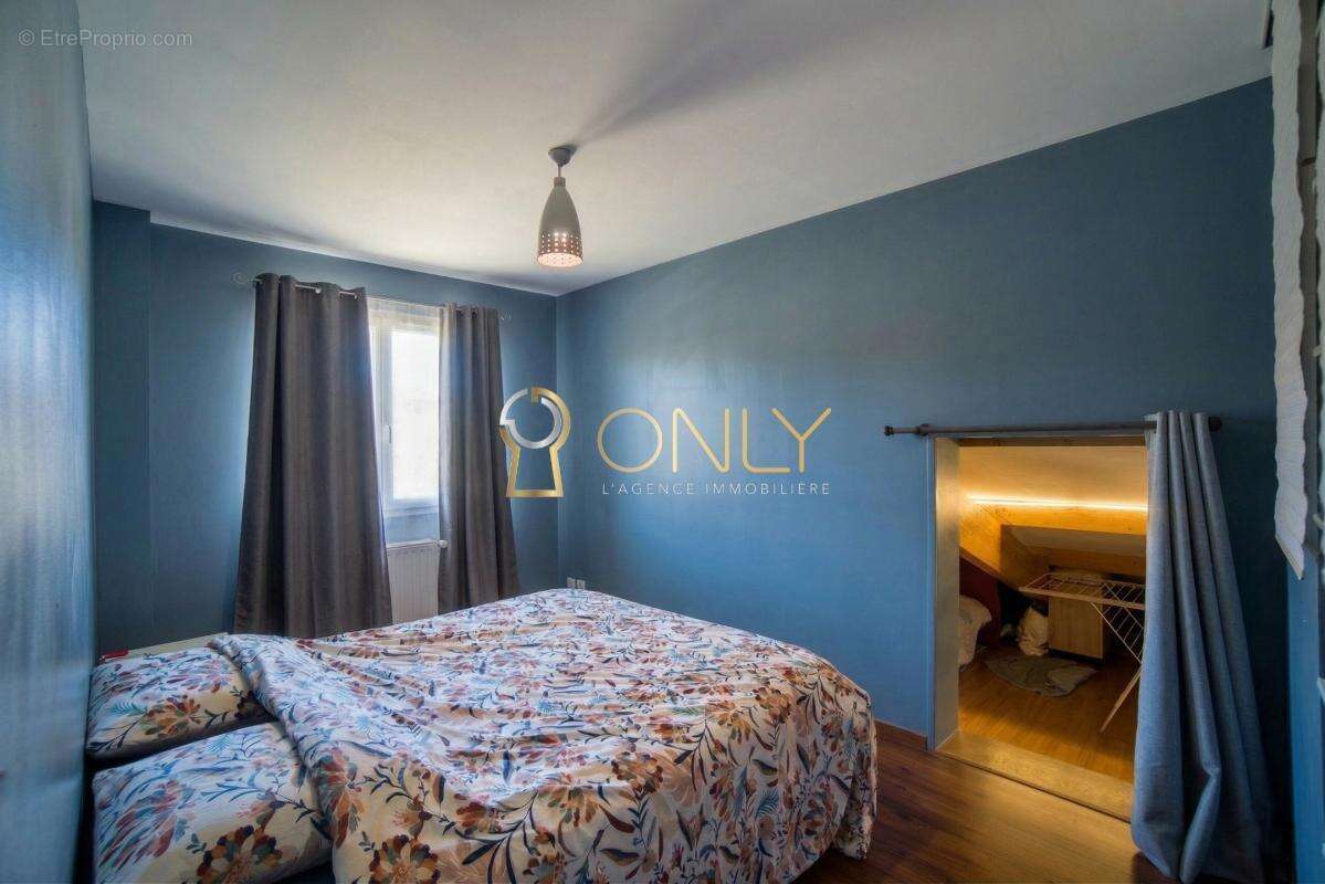 Maison à SAINTE-EUPHEMIE