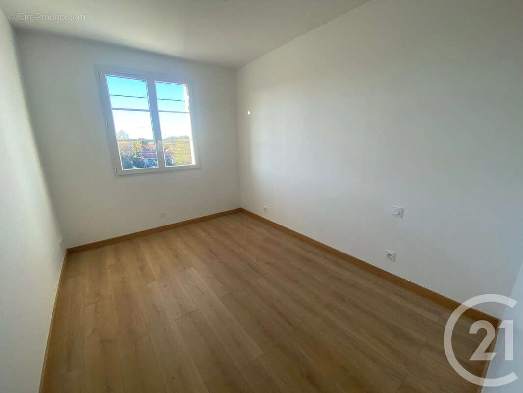 Maison 76 m² à Linars  - photo 4
