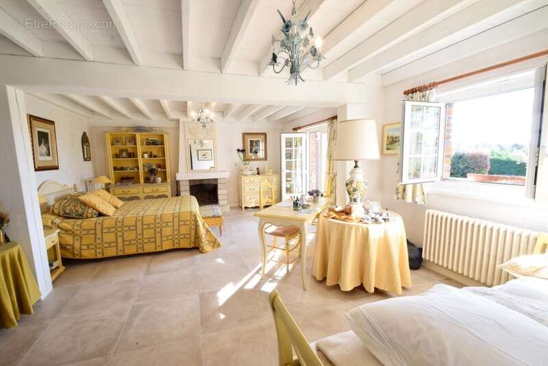 Maison à SAINT-MAURICE-SUR-FESSARD