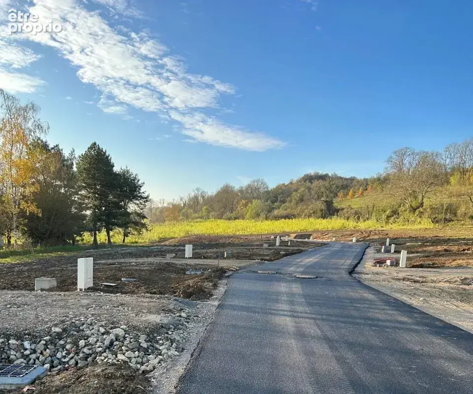 Photo Terrain à Precy-Sur-Oise au prix de 117 000€