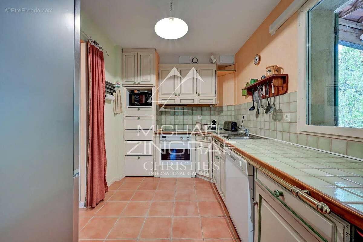 A 14 km d'Aix en Provence, maison familiale avec deux logements, oliveraie - photo 15