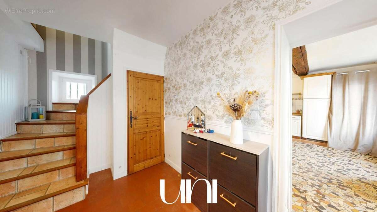 Maison à TILLY-SUR-SEULLES