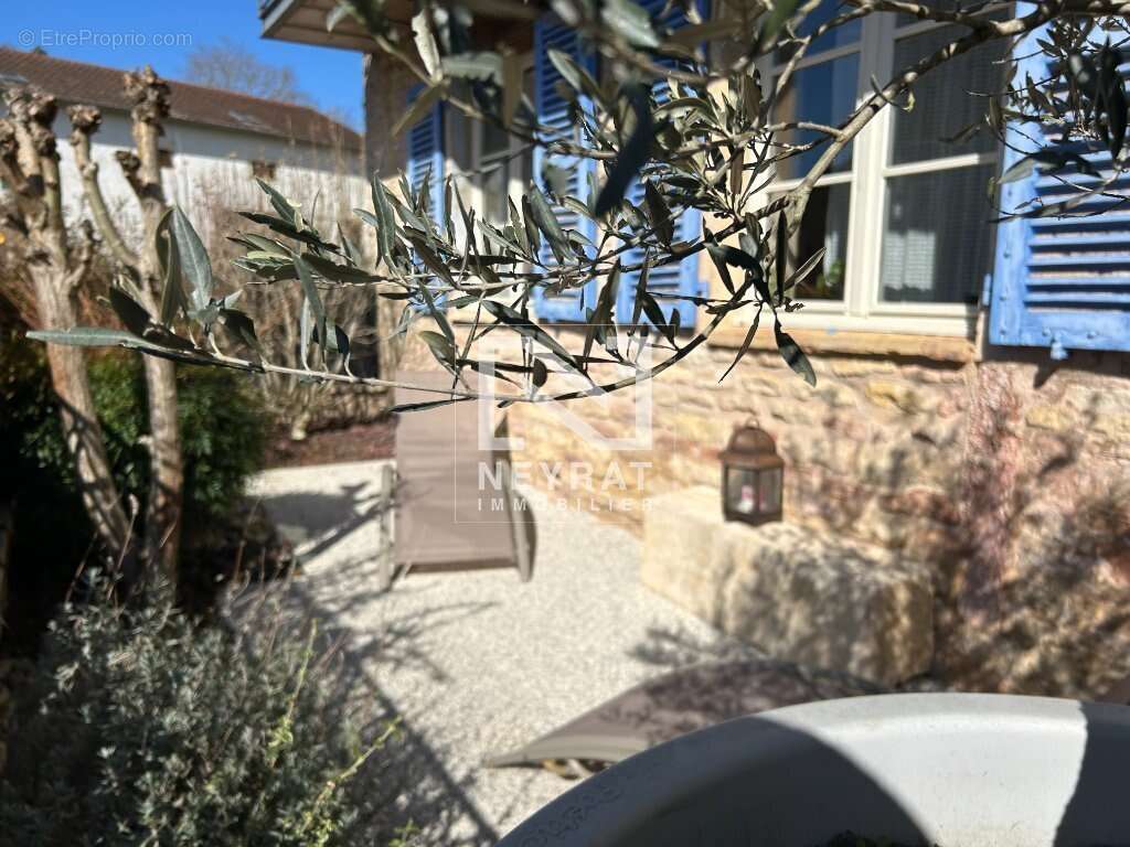 Maison à SENNECEY-LE-GRAND