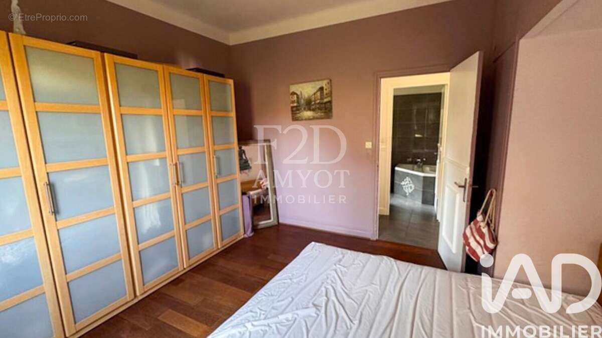 Photo 3 - Appartement à SAINT-LAURENT-DU-VAR