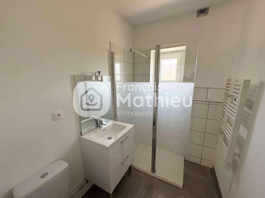 Saint Nizier le Désert : Appartement T2 de 51m2 hab - jardin de 221m2 - photo 5