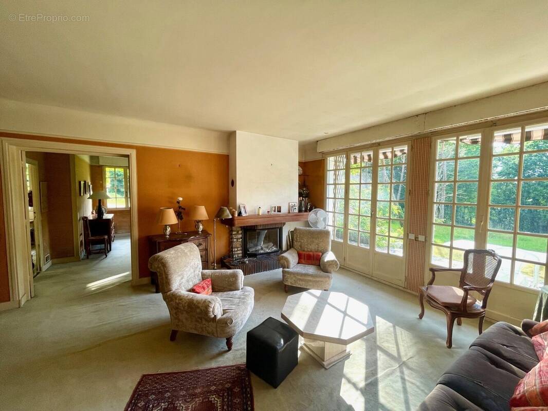 Maison à MILLY-LA-FORET