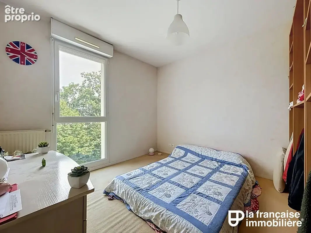 Appartement type 4 - résidence sécurisée - trois chambres - ravalement récent - montgermont - photo 4