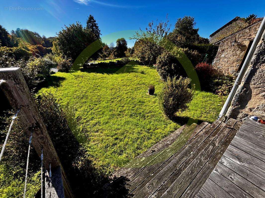 Maison à MAISONNISSES