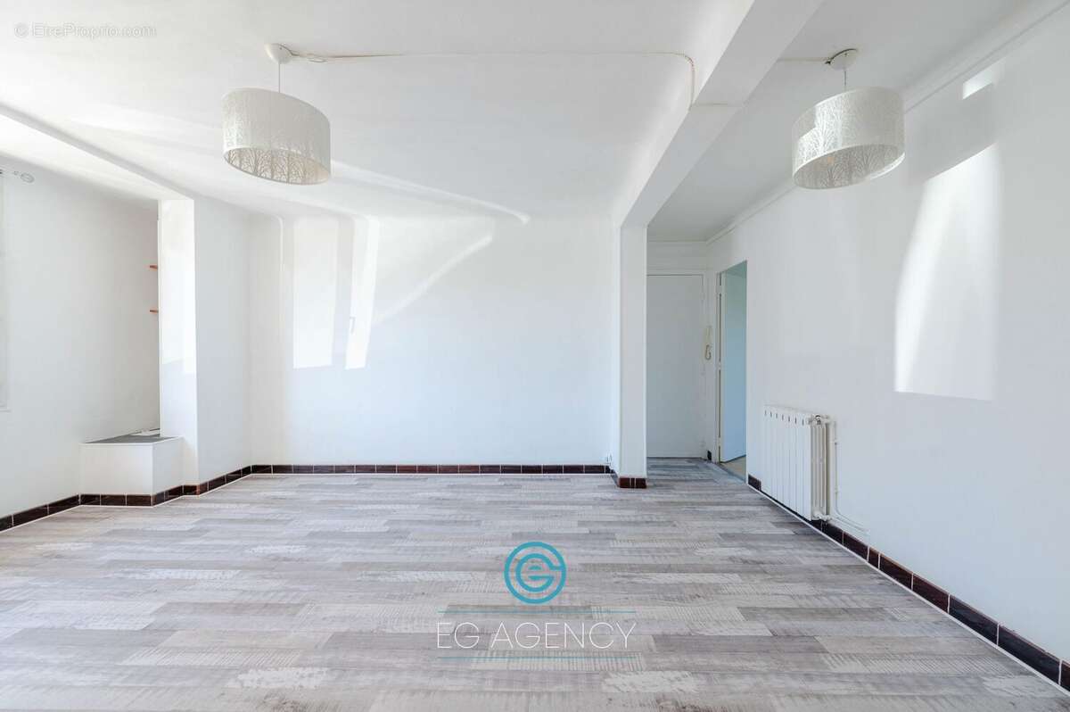 Appartement à MARSEILLE-15E