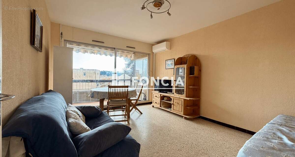 Appartement à BORMES-LES-MIMOSAS