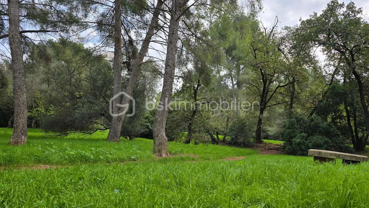 Appartement à LA VALETTE-DU-VAR