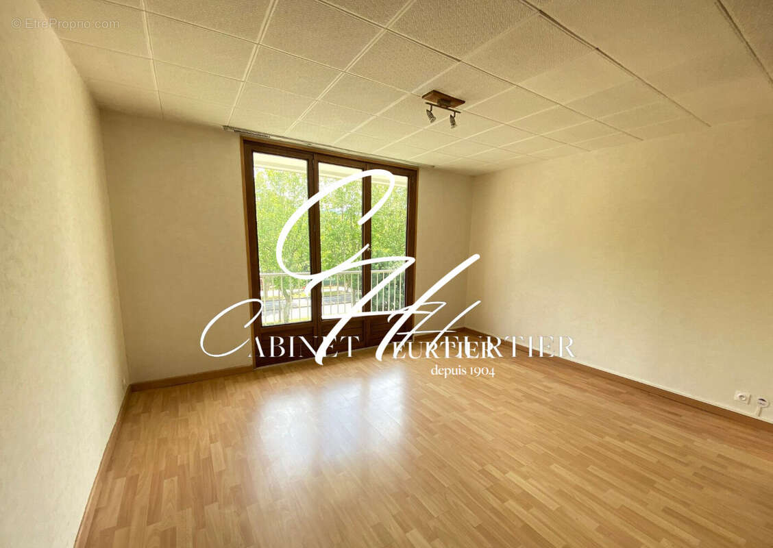 Appartement à ECHIROLLES