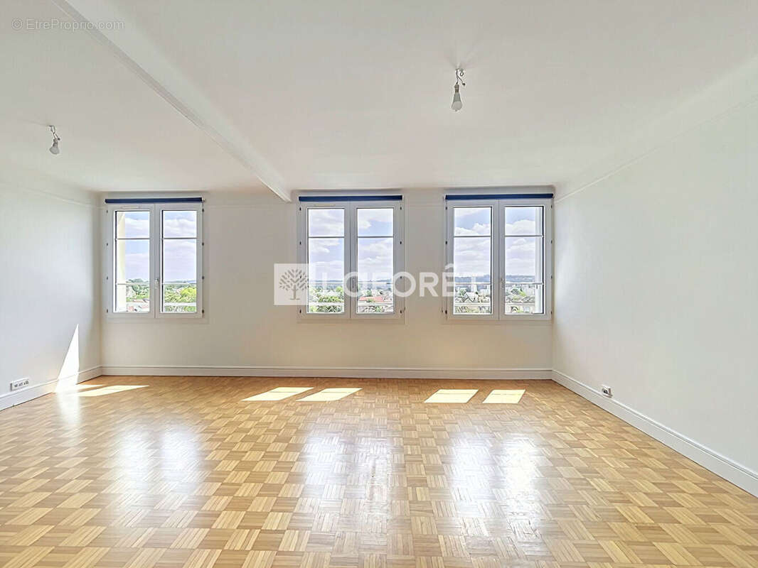 Appartement à LE PECQ