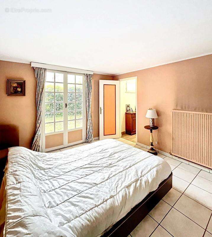 Maison à LE BLANC-MESNIL