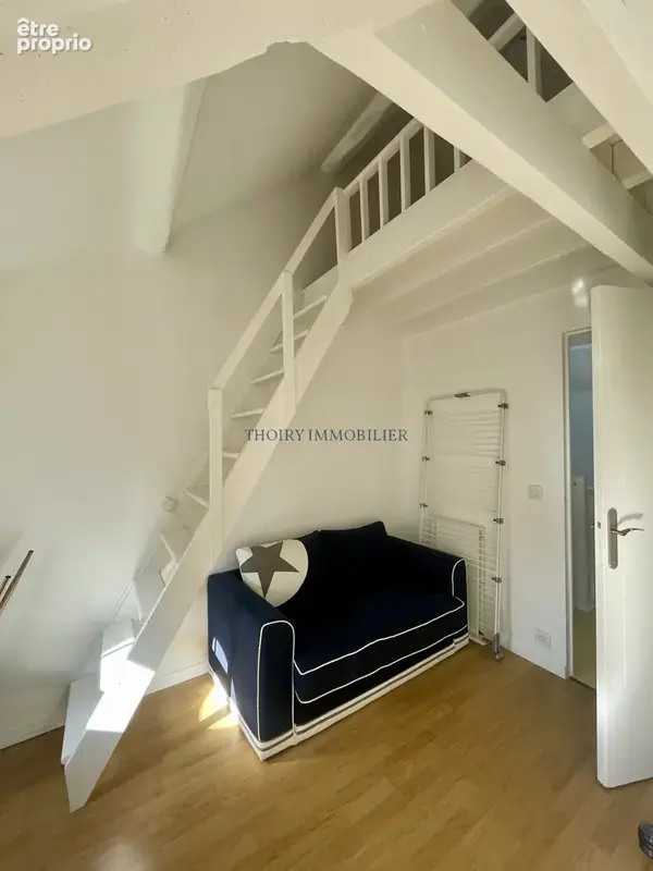 Maison de type 4 pièces avec jardin et parking. - photo 8