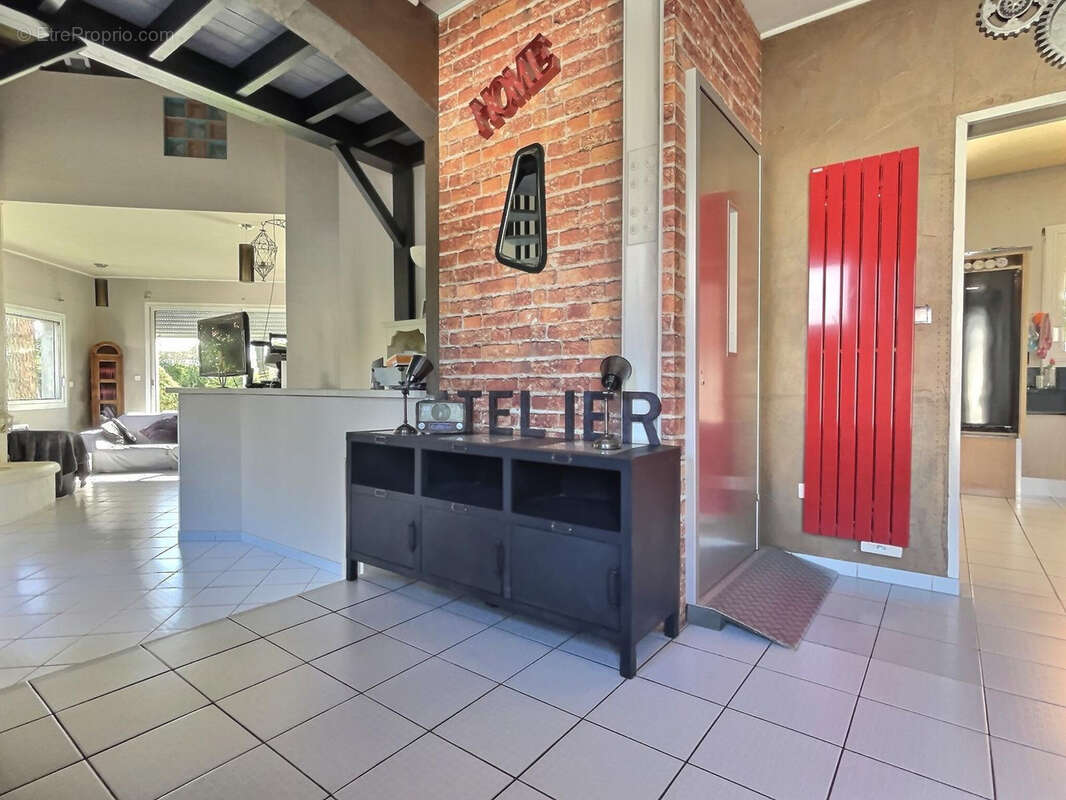 Maison à COLOMBIERS