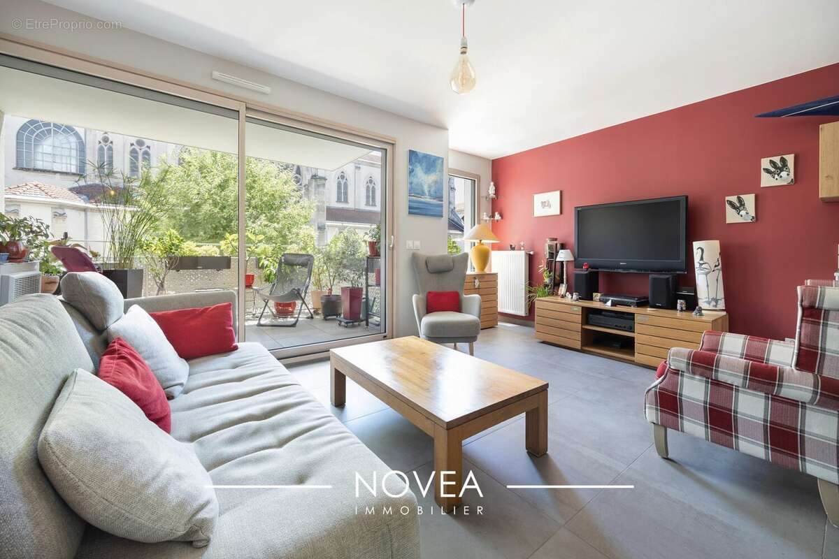 Appartement à LYON-6E