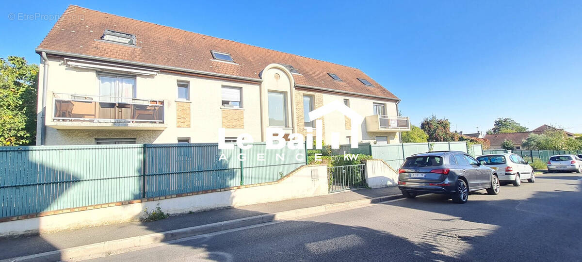Appartement 2 pièces 40 m² à vendre à Argenteuil (95100) - photo 2