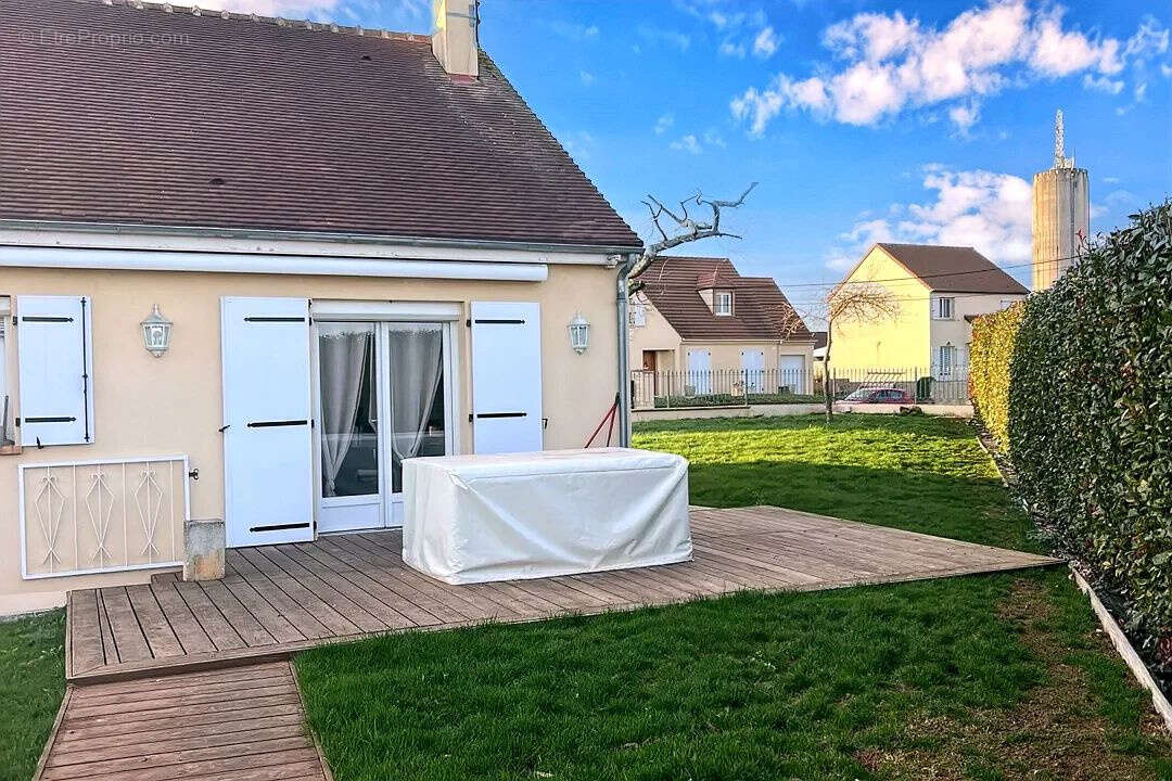 Maison à ROZAY-EN-BRIE