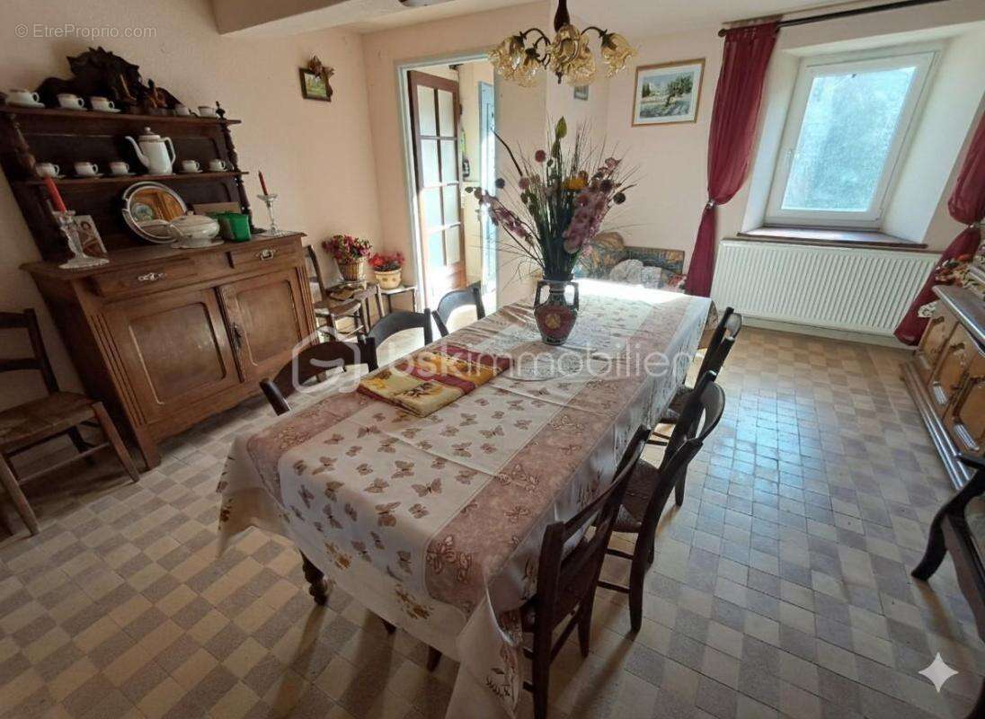 Maison à LA BASTIDE-DE-SEROU