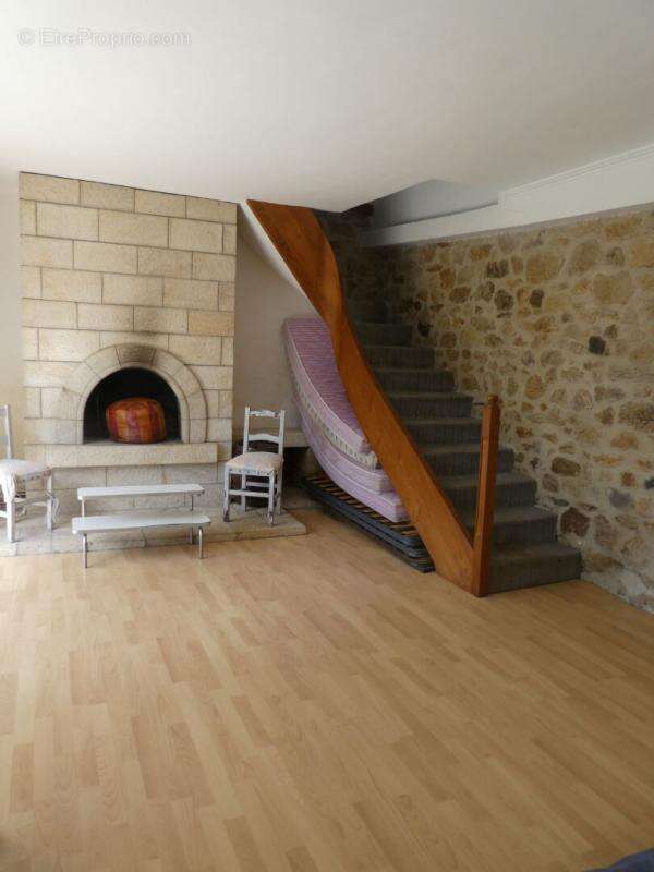 Maison à PRADELLES