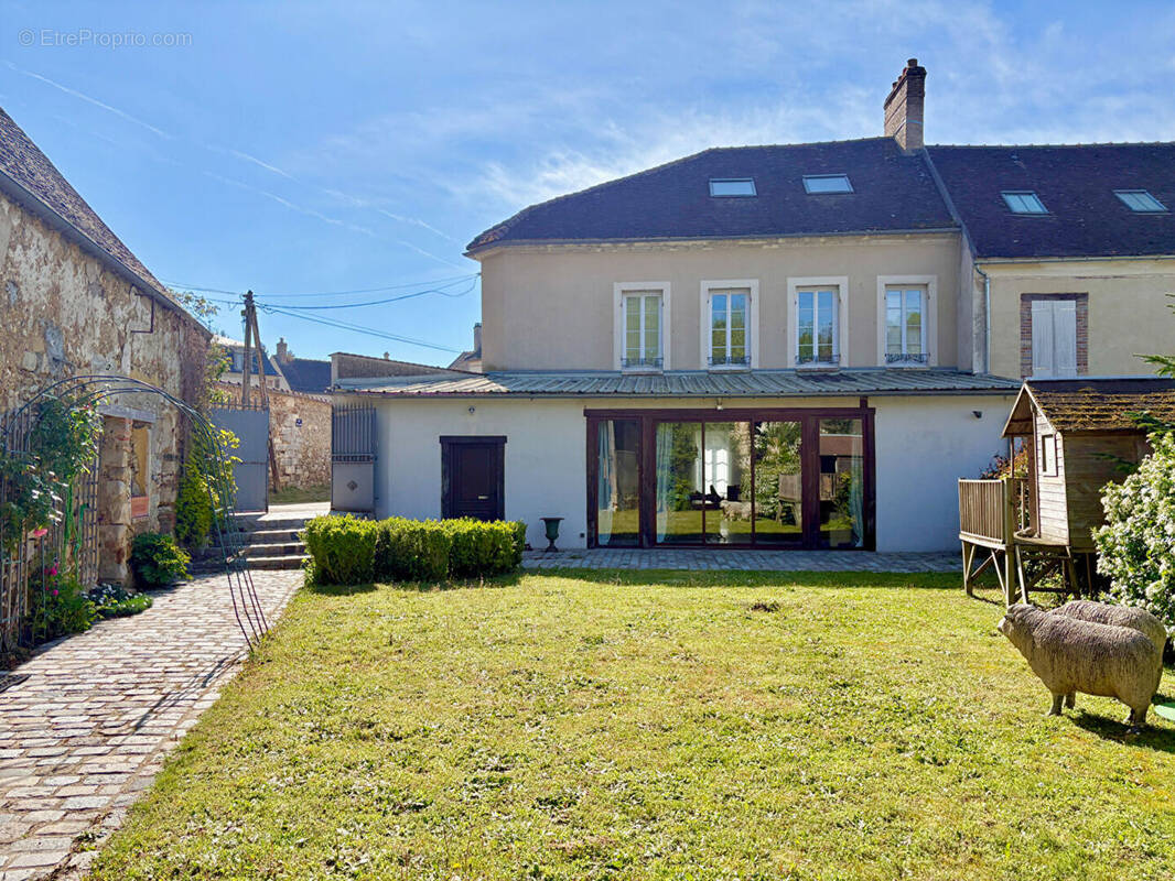 Maison à VALLERY