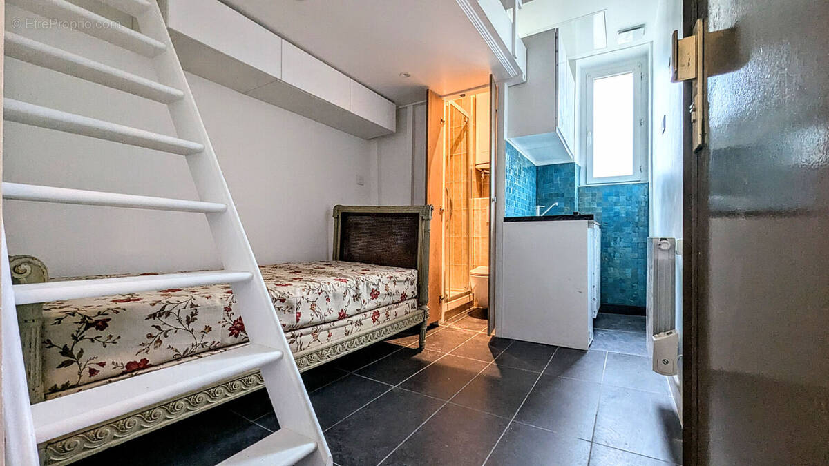 Appartement à ISSY-LES-MOULINEAUX