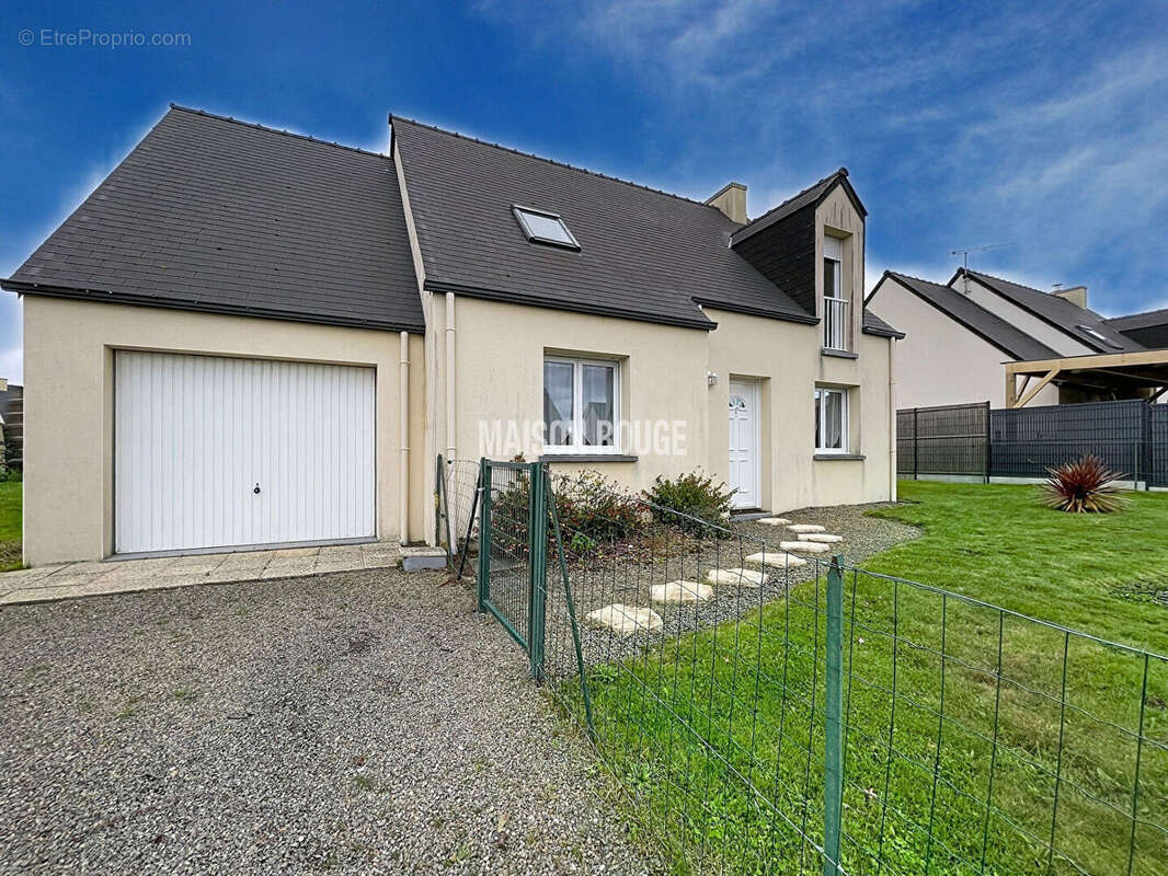 Maison à DOL-DE-BRETAGNE