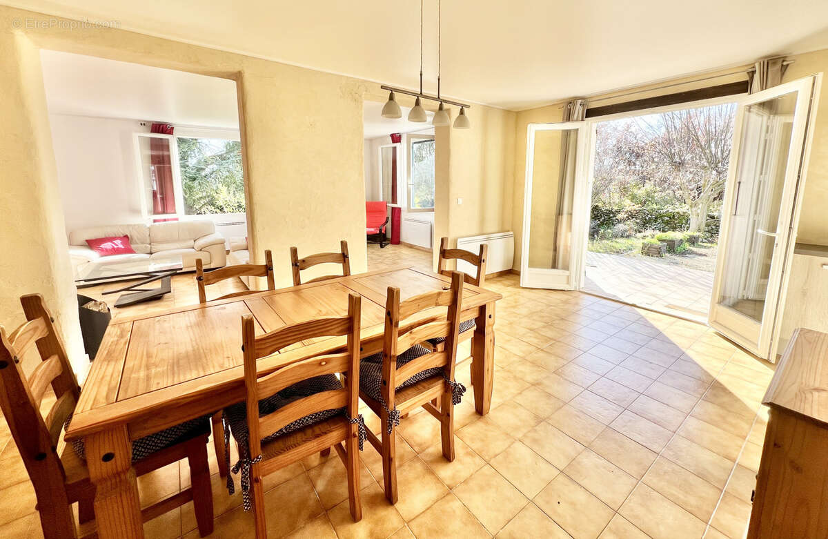 Maison à SAINT-MICHEL-L'OBSERVATOIRE