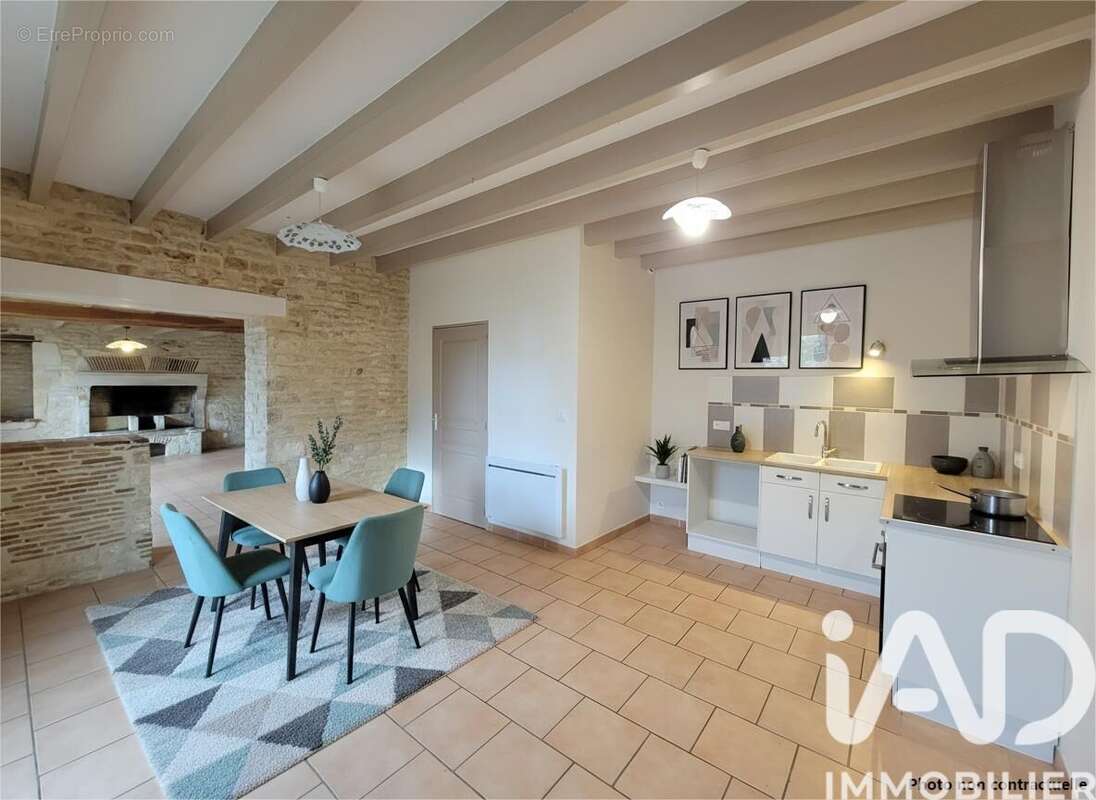 Photo 3 - Maison à COURCOME