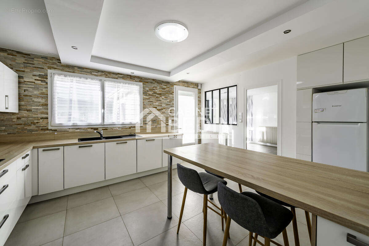 Maison à LE PIAN-MEDOC