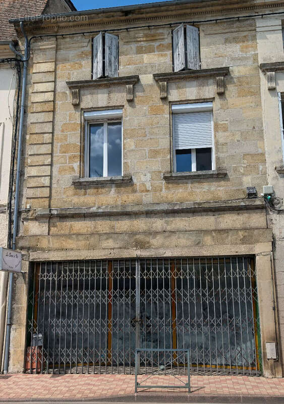 Maison à MONTPON-MENESTEROL