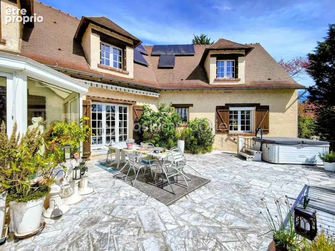 Belle maison familiale 5 ch dans un écrin boisé avec vue dégagée - photo 7