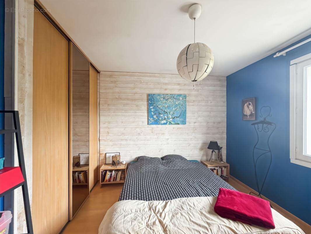 Maison 5 pièces familiale en centre-ville avec sous-sol total et beau jard - photo 9