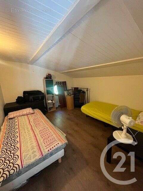 Maison à POUQUES-LORMES