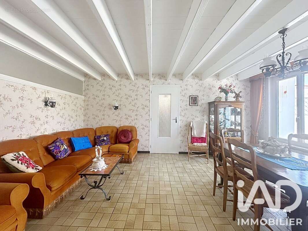 Maison 100 m² à Marans  - photo 4