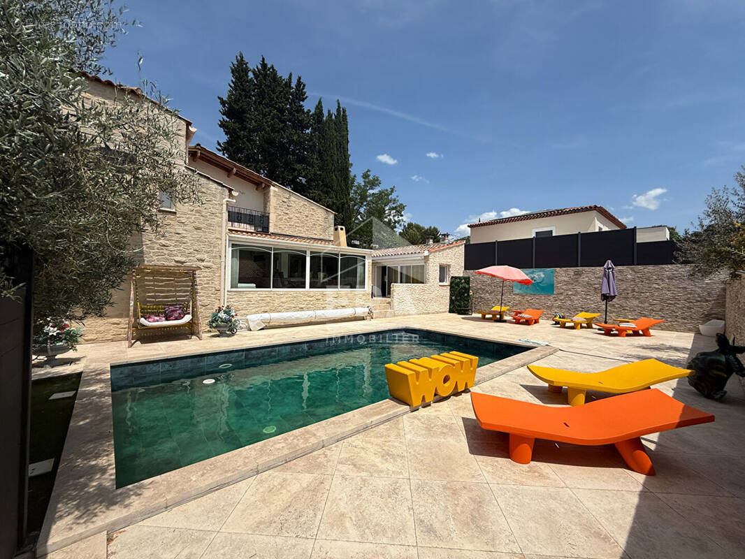 Maison à ROQUEVAIRE