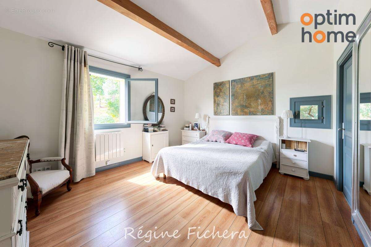 Puyloubier — Maison d'architecte au pied de la montagne Sainte-Victoire - photo 17