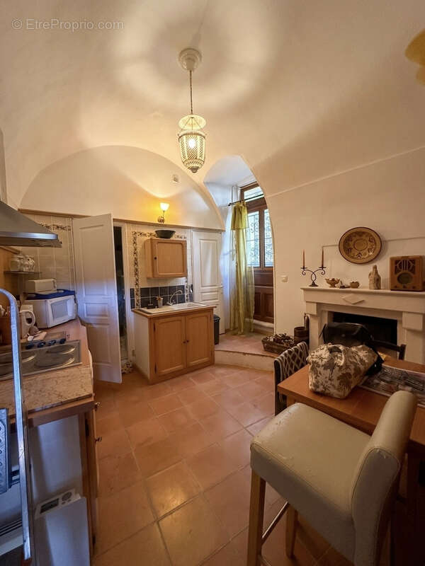 Appartement à BERRE-LES-ALPES