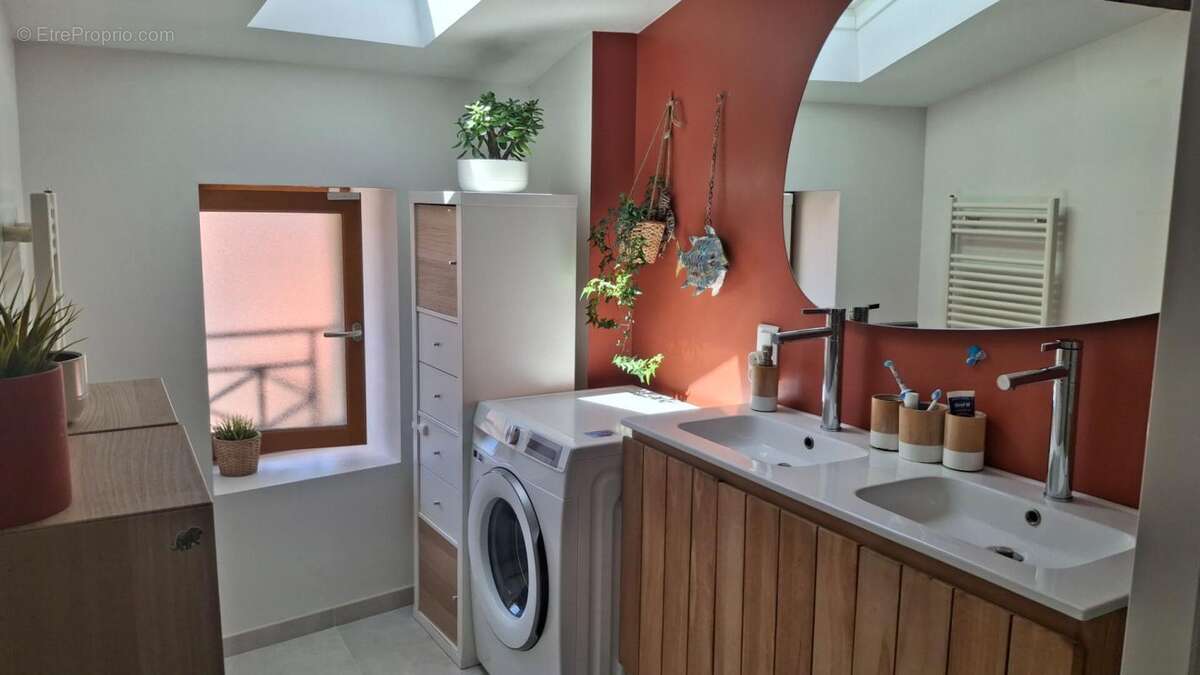 Duplex  climatise t4 terrasse  plein centre brignais - photo 8