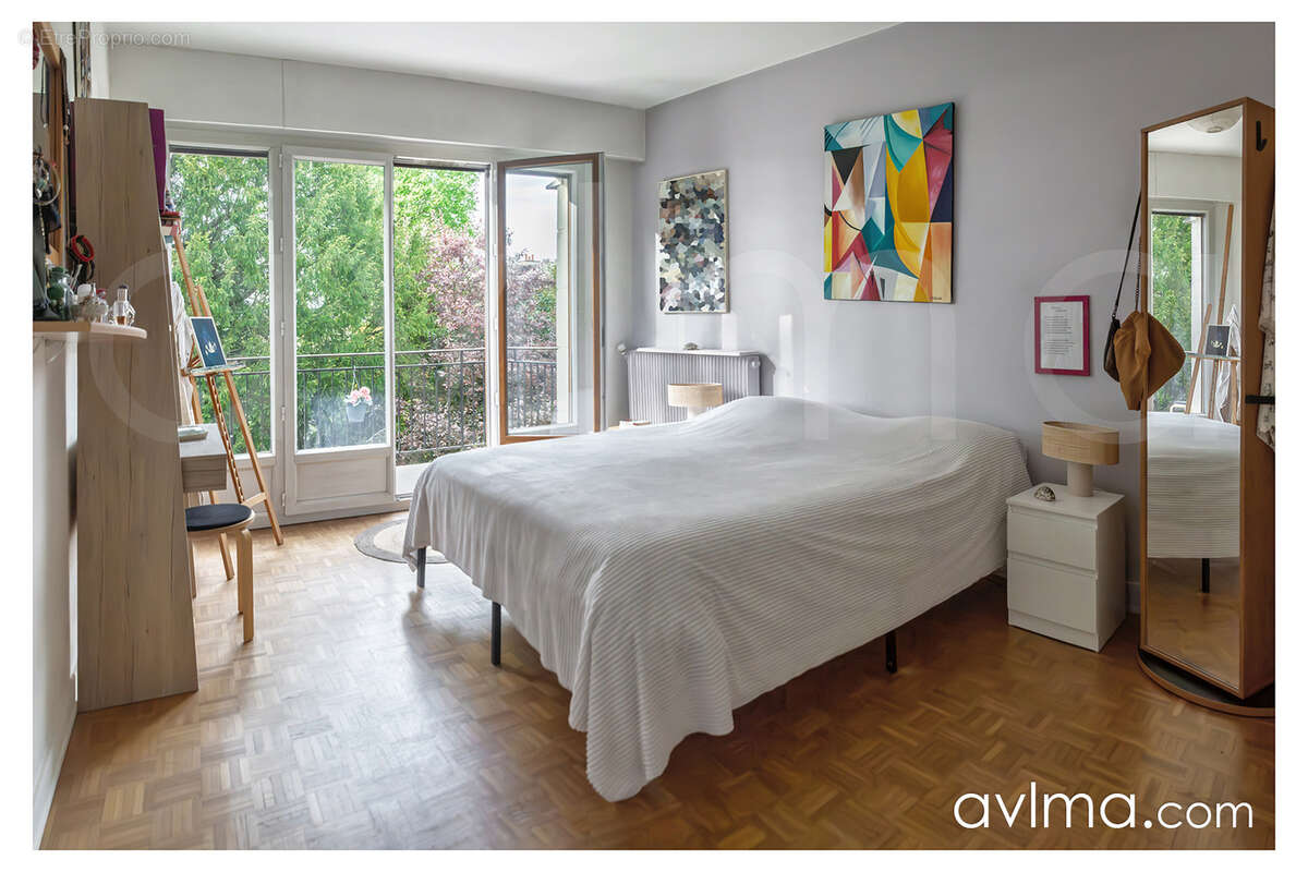 Appartement à SAINT-NOM-LA-BRETECHE
