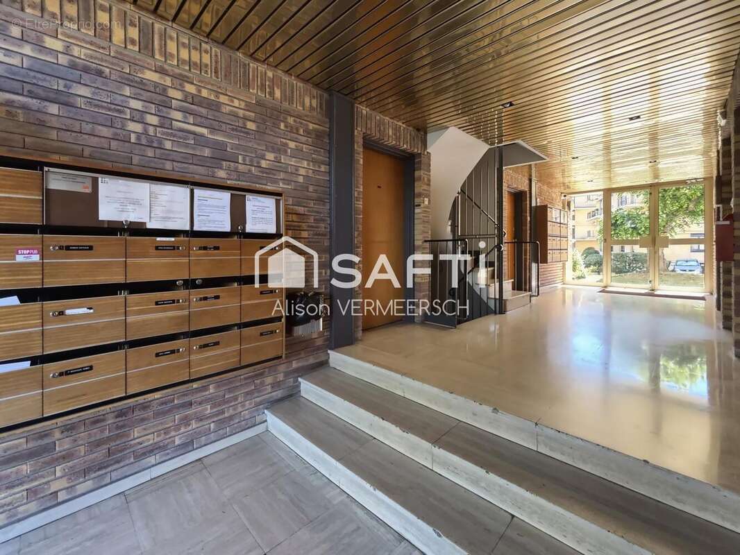 Photo 9 - Appartement à MANTES-LA-JOLIE