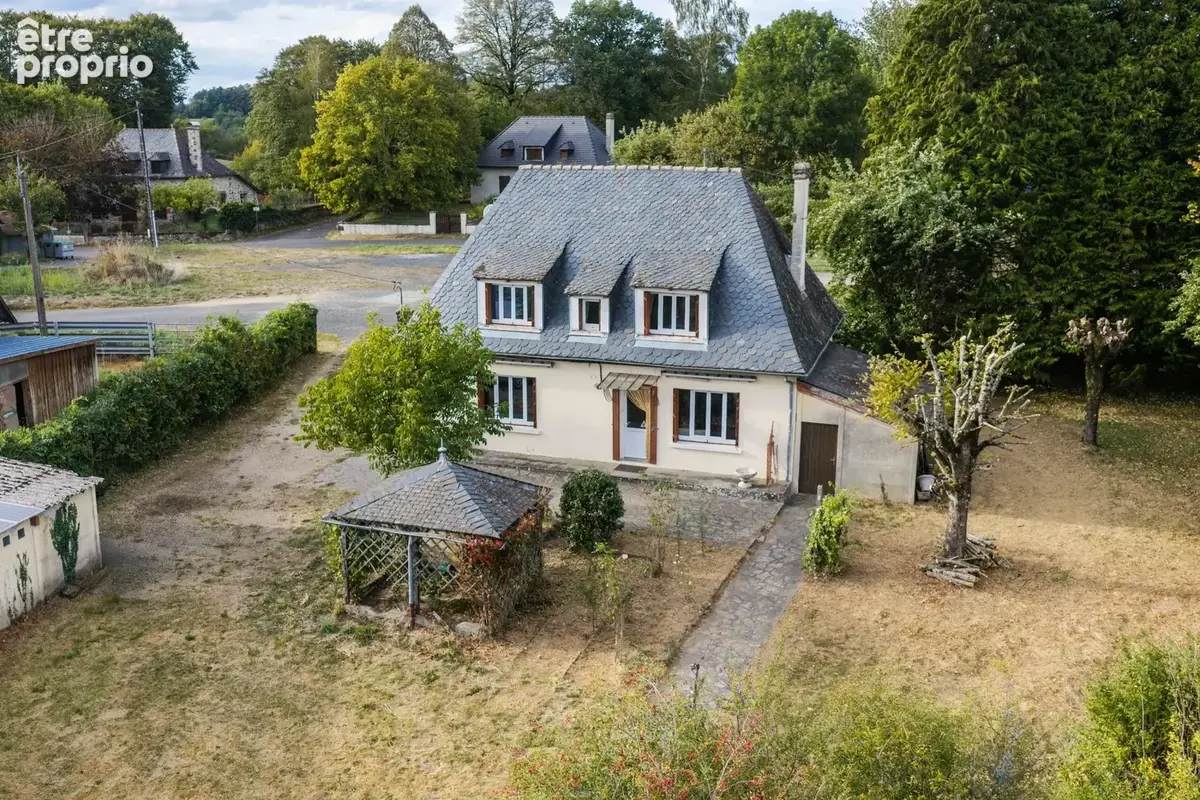 Maison 4 pièces 94 m² à vendre à Saint-Martin-Cantales (15140) - photo 2