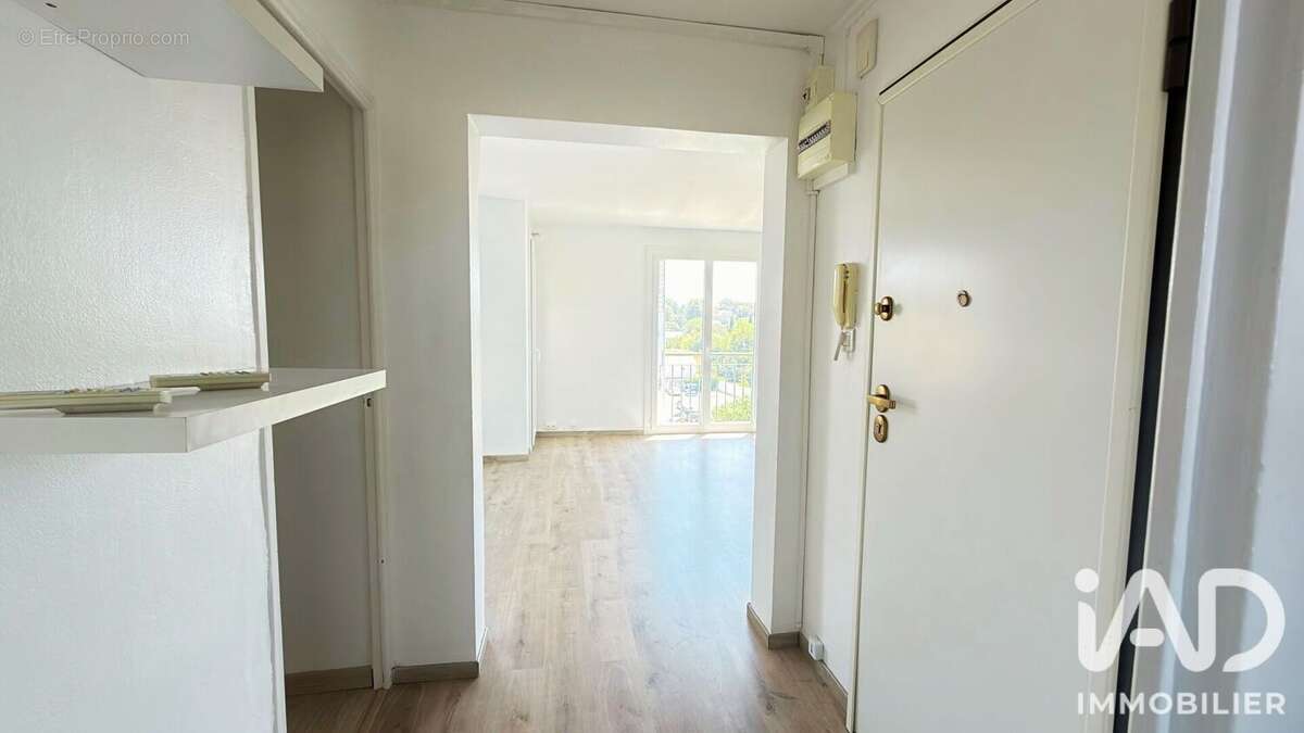Appartement 67 m² à Salon-De-Provence  - photo 5