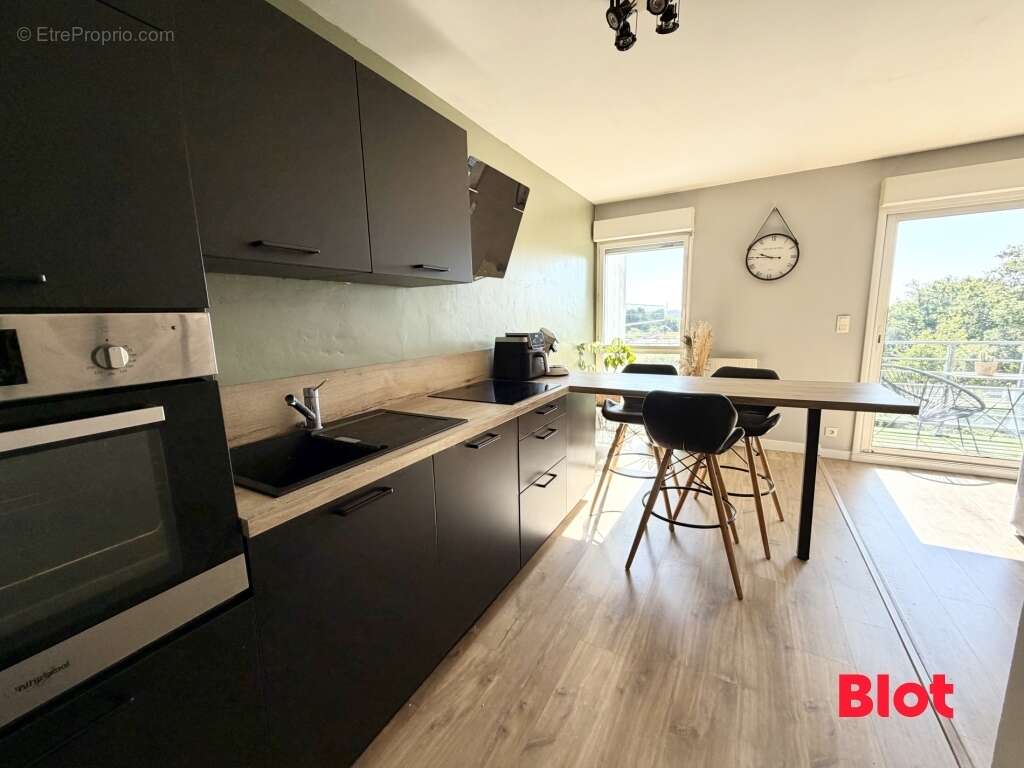 Appartement 64 m² à Rennes  - photo 2