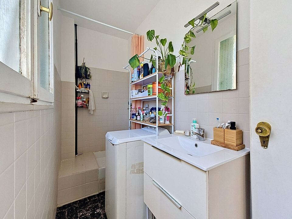 Appartement à MARSEILLE-10E