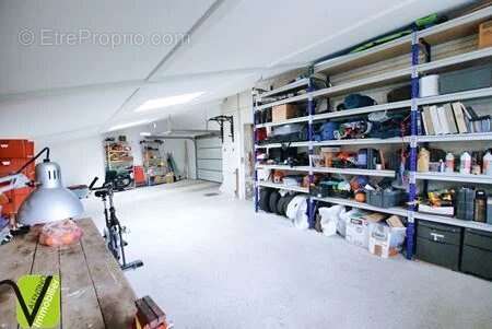Maison - 156m ² - photo 9