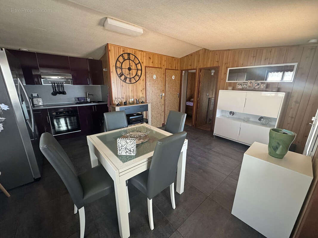 Maison à LE CASTELLET